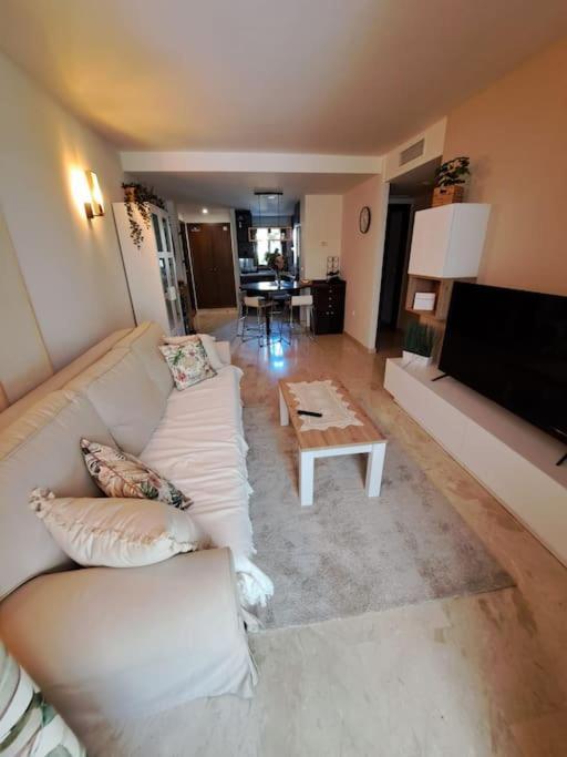 Olivia Sunny 2 Bedroom Apartament Punta Prima Τορεβιέχα Εξωτερικό φωτογραφία